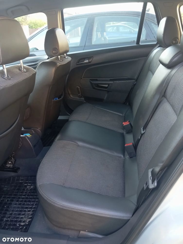 Opel Astra 1.6 - 7