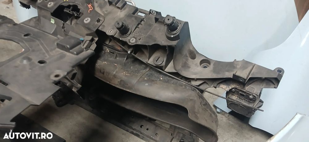 Fata completa Renault Zoe 2013 - 4