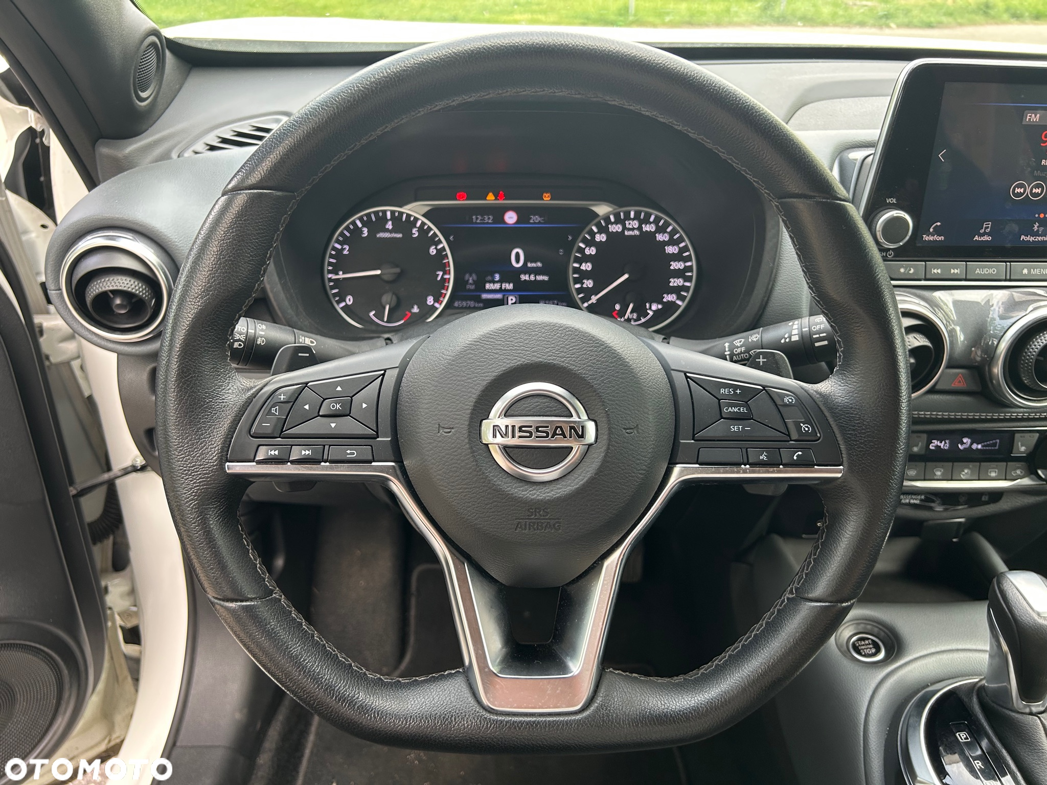 Nissan Juke 1.0 DIG-T N-Connecta DCT - 24