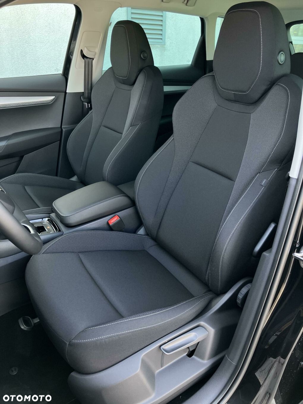 Skoda Karoq 1.5 TSI ACT Selection DSG - 10