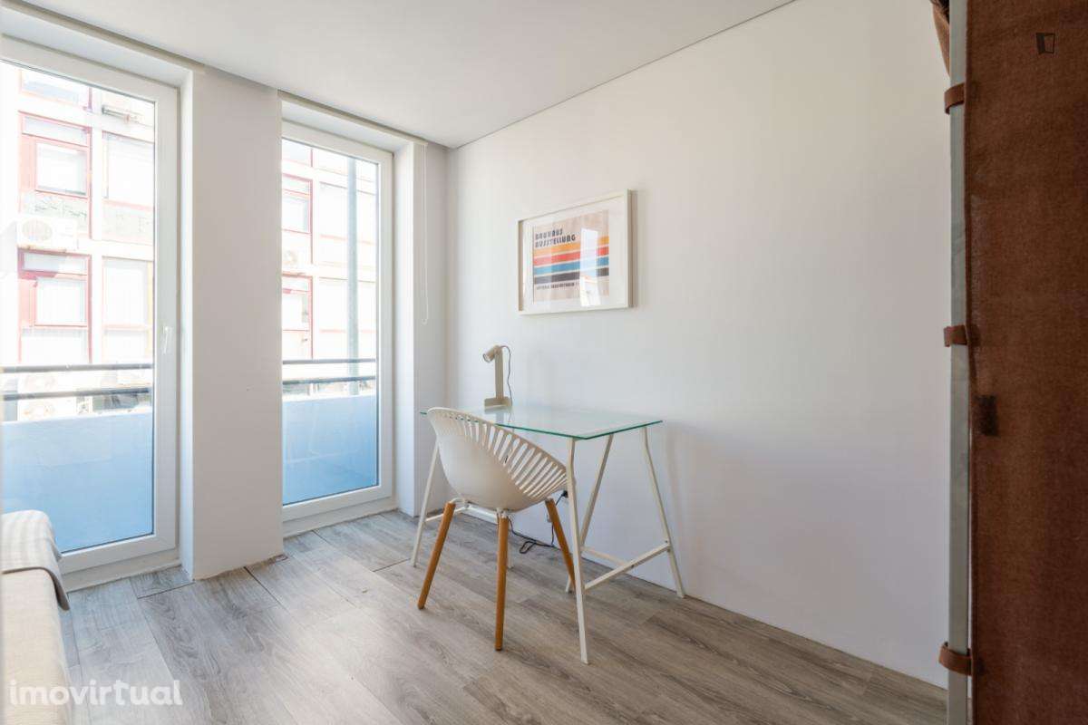 Quarto - localizado em Paranhos Porto - Grande imagem: 5/39