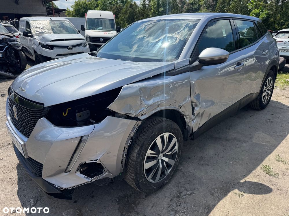 Peugeot 2008 BlueHDi 100 STOP & START Active - 21