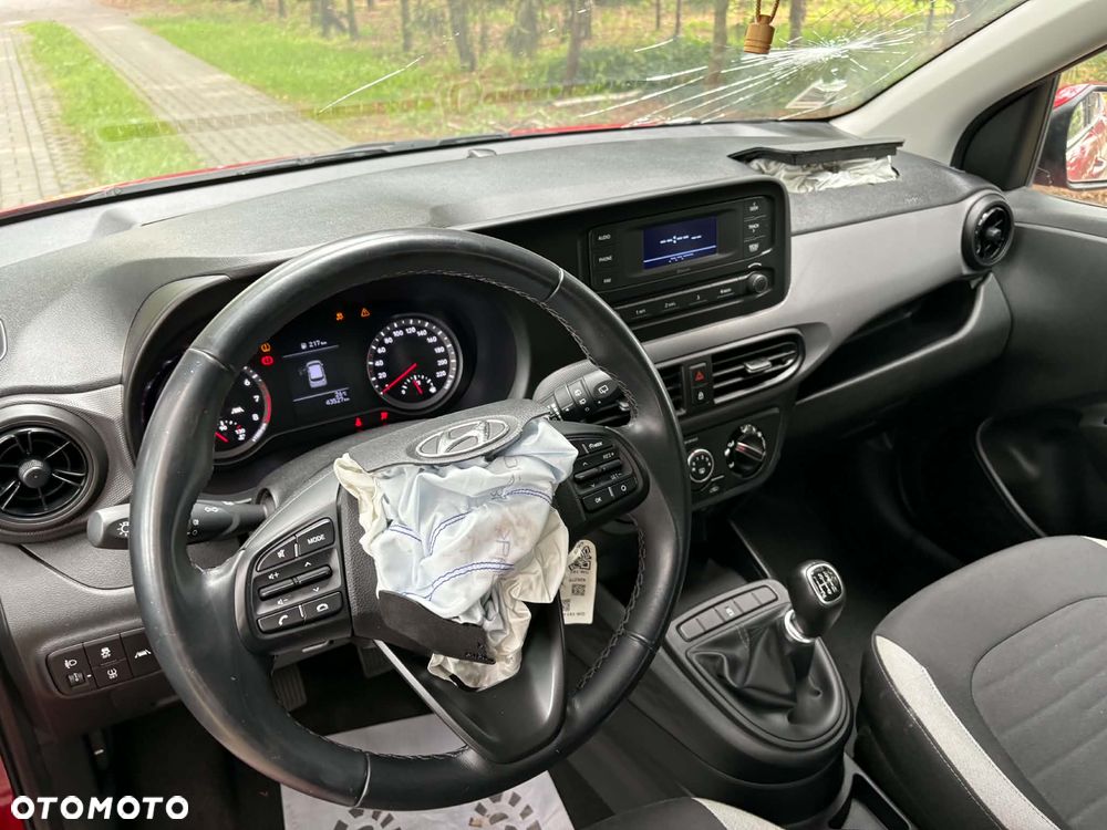 Hyundai i10 - 11