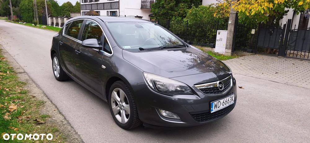 Opel Astra - 16