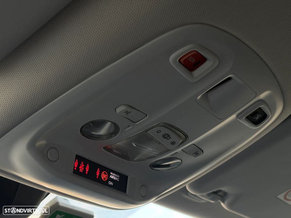 Peugeot 308 PureTech 130 GPF EAT8 Stop & Start Tech Edition - 38