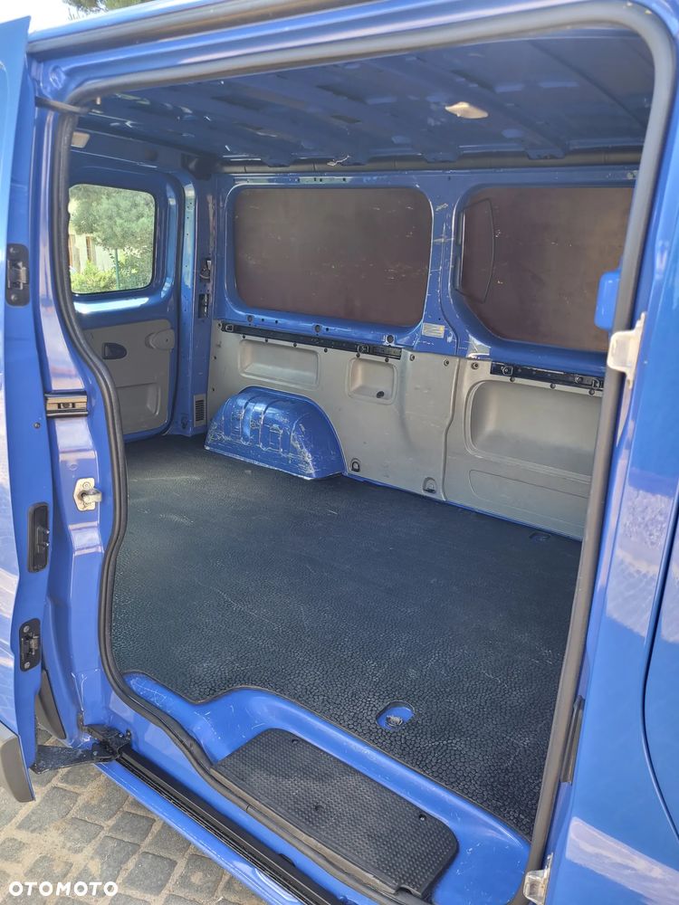 Opel Vivaro - 15