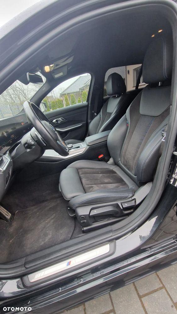BMW Seria 3 320d Edition M Sport Shadow - 21