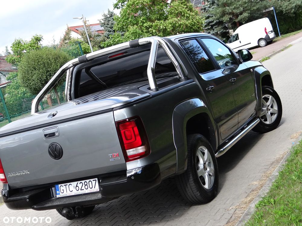 Volkswagen Amarok - 12