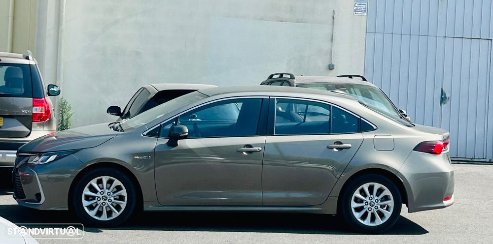 Toyota Corolla 1.8 Hybrid Comfort - 3