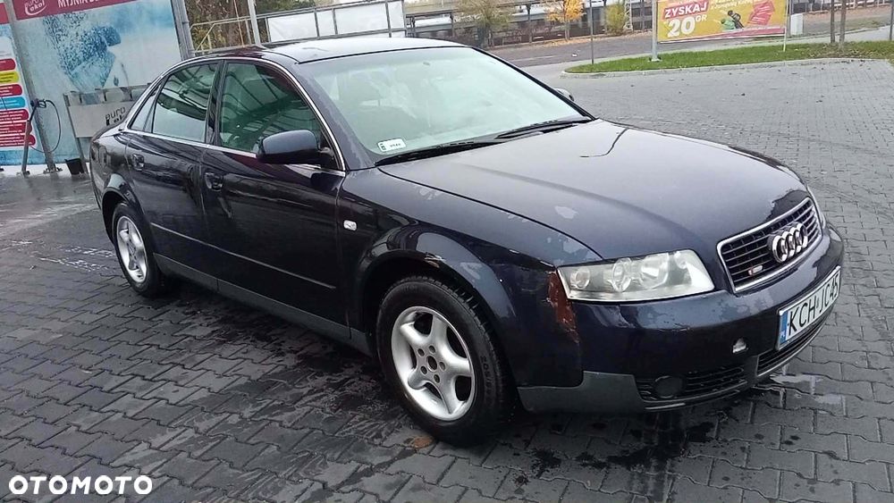 Audi A4 Limousine - 3