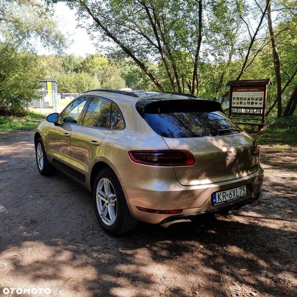 Porsche Macan - 4