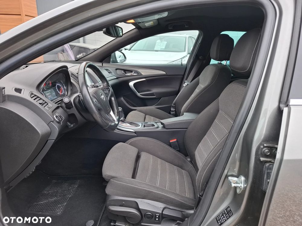 Opel Insignia 1.6 CDTI Cosmo - 17