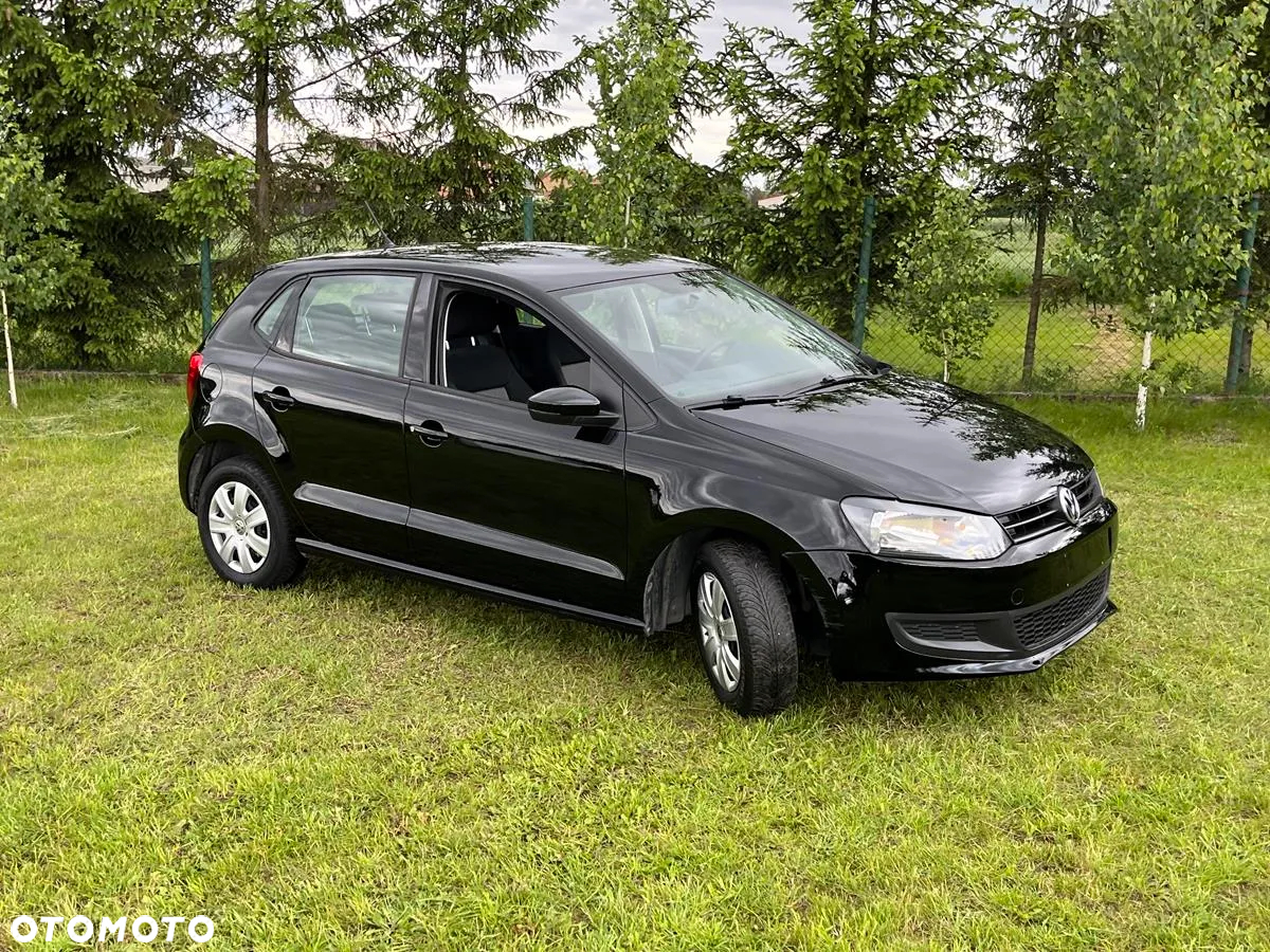 Volkswagen Polo - 2