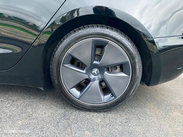 Tesla Model 3 RWD - 9