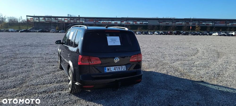 Volkswagen Touran 1.4 TSI DSG Cross - 18