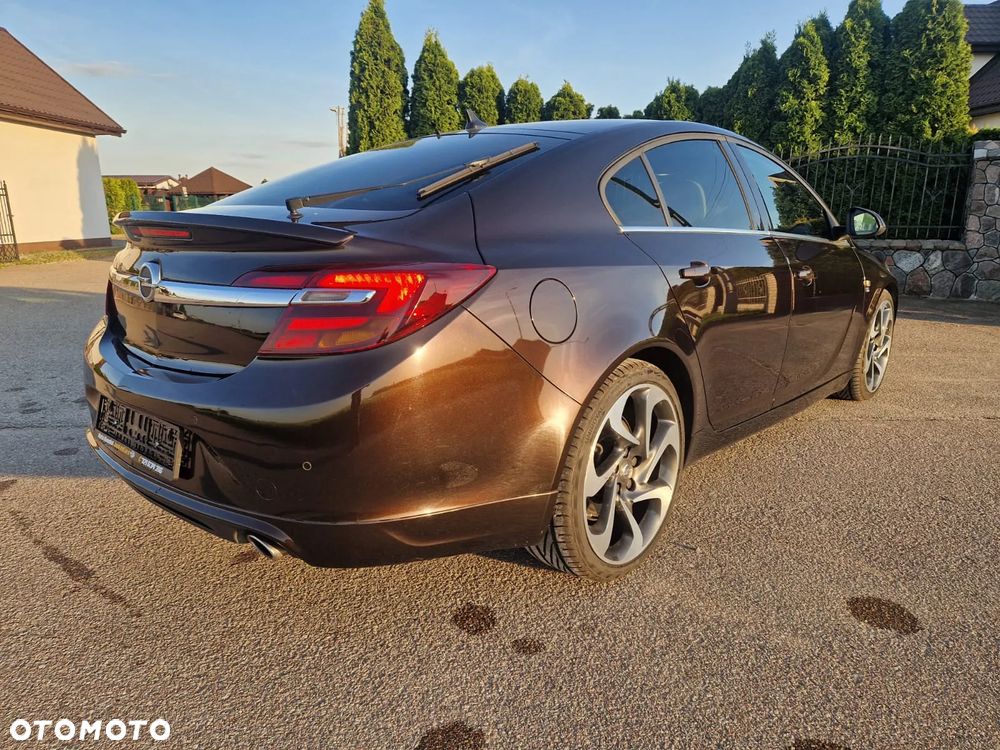Opel Insignia - 10