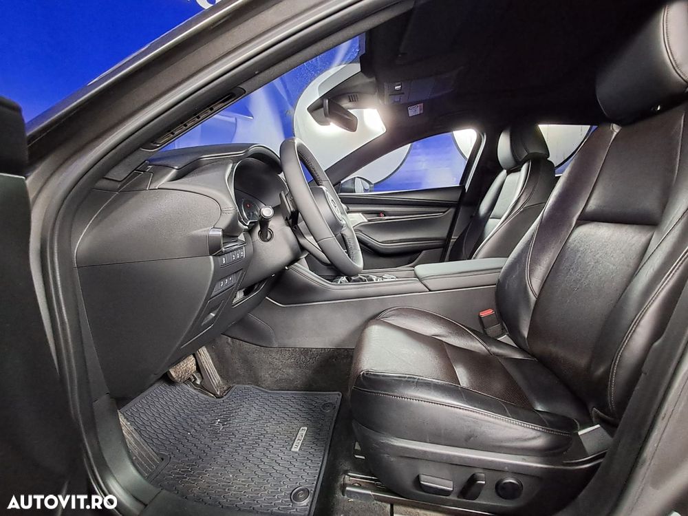 Mazda 3 - 11