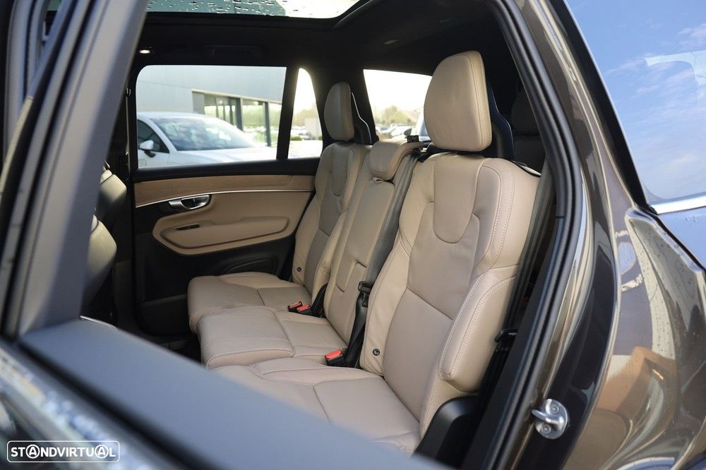 Volvo XC 90 2.0 T8 PHEV Plus Bright AWD - 11