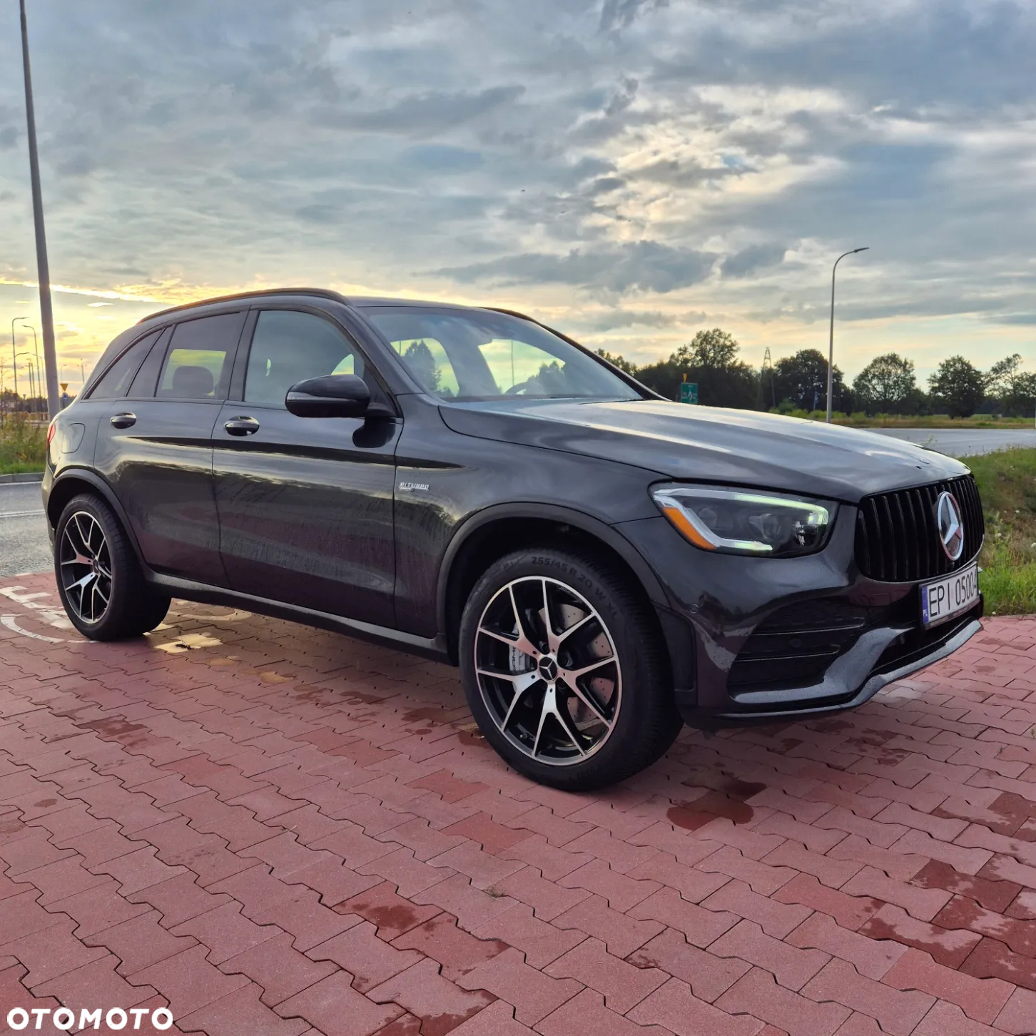 Mercedes-Benz GLC AMG Coupe 43 4Matic AMG Speedshift TCT 9G - 6