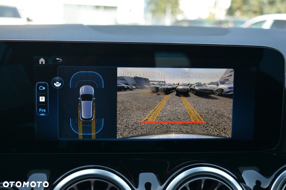 Mercedes-Benz GLA 200 d AMG Line 8G-DCT - 22