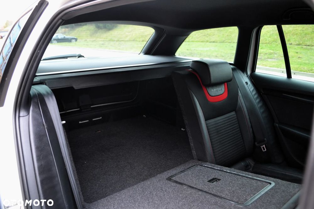 Skoda Octavia 2.0 TDI RS - 14