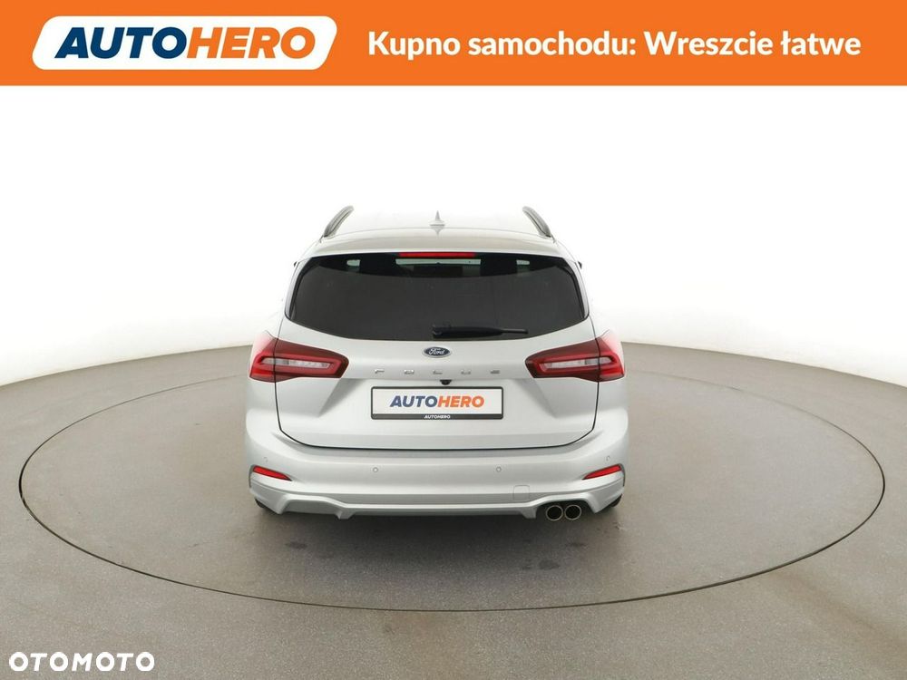 Ford Focus 1.0 EcoBoost Hybrid ST-LINE - 7
