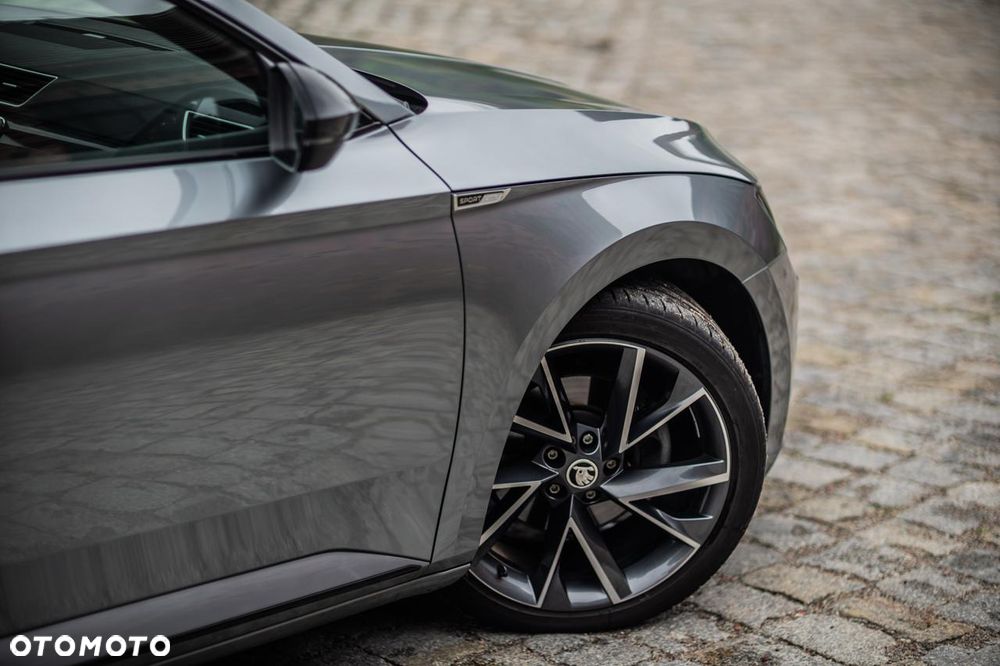 Skoda Superb 1.5 TSI Sportline DSG - 7