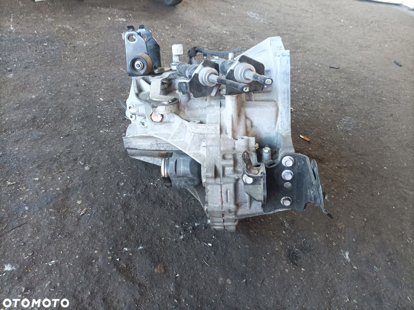 SKRZYNIA BIEGÓW TOYOTA AURIS I LIFT 1.6 16V - 3