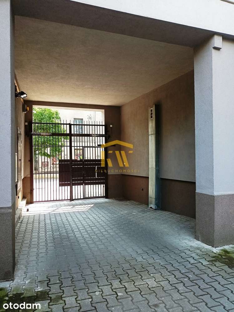 2 pokoje 40m2 ogrodzony teren Centrum!!!