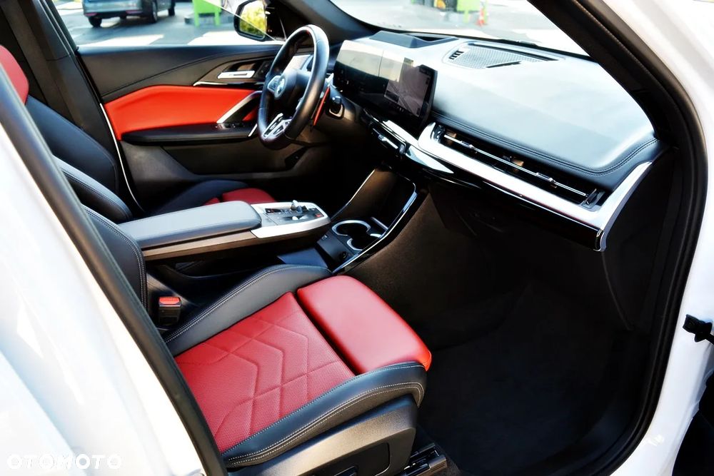 BMW X1 - 10
