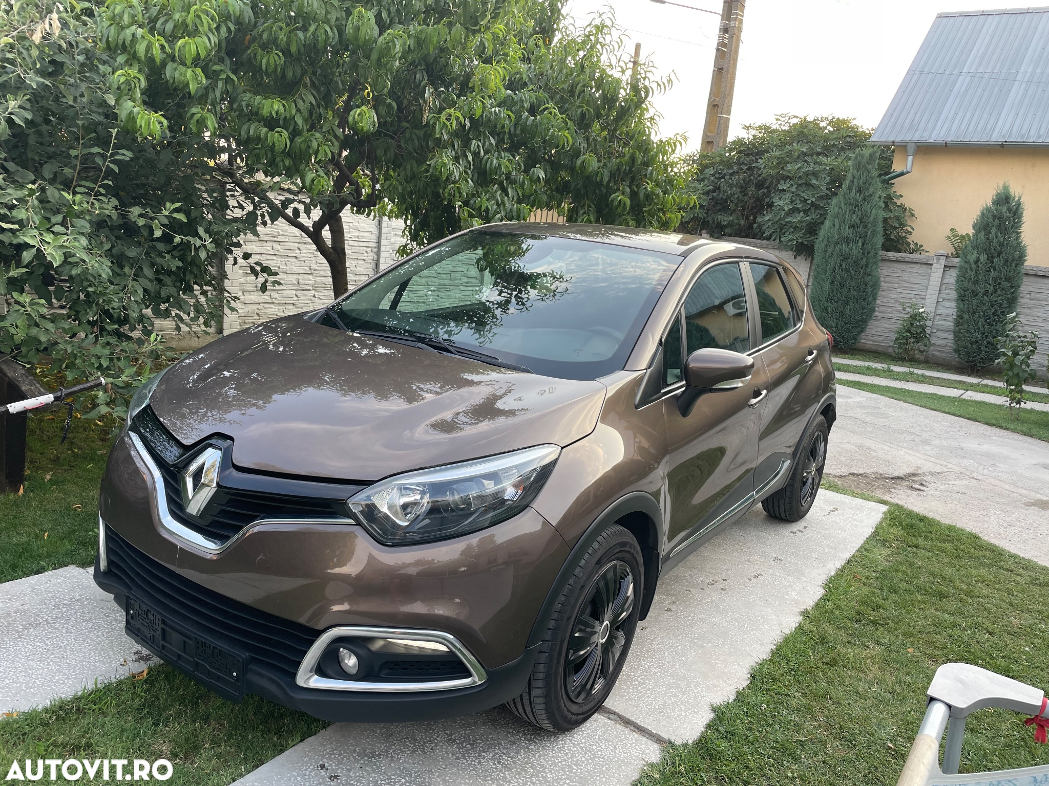Renault Captur - 12