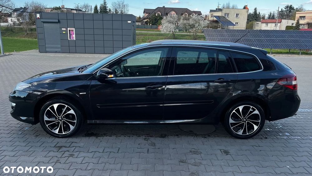 Renault Laguna dCi 150 FAP Start-Stop Bose Edition - 8