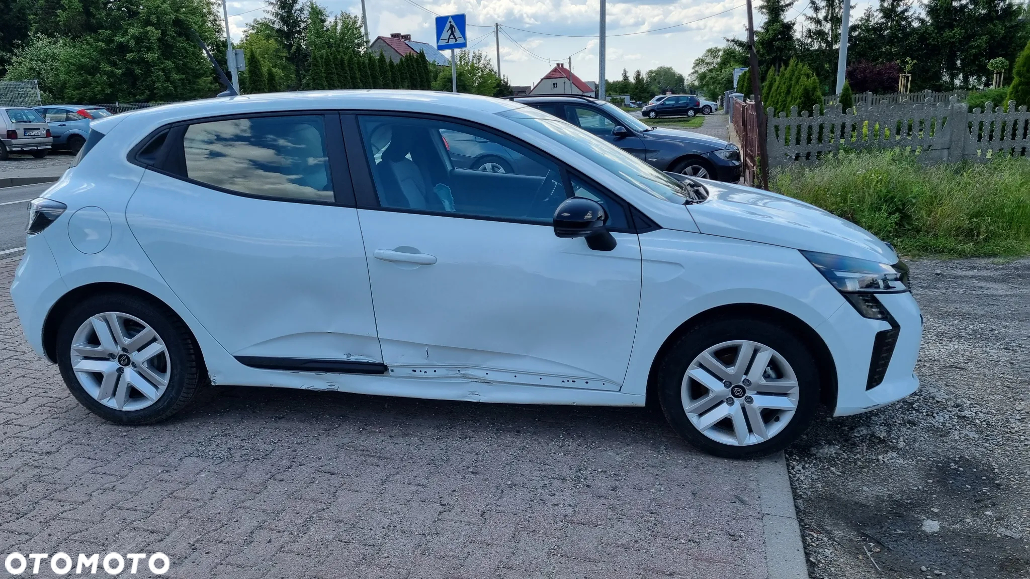 Renault Clio 1.6 E-TECH Equilibre - 4