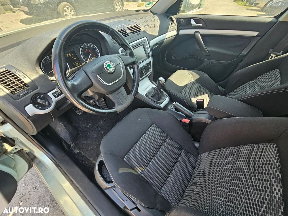 Skoda Octavia 1.8 TSI Ambition - 8