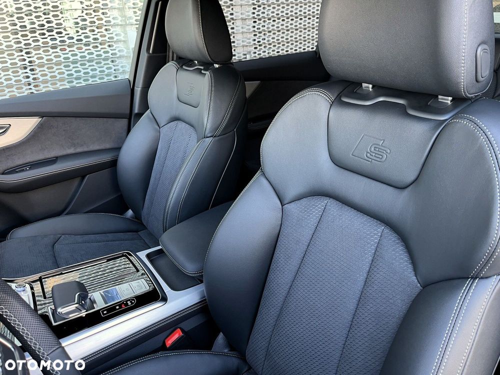 Audi Q7 - 15
