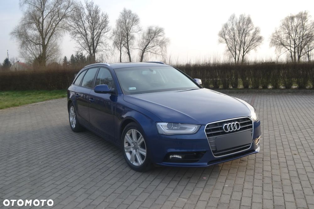 Audi A4 - 1