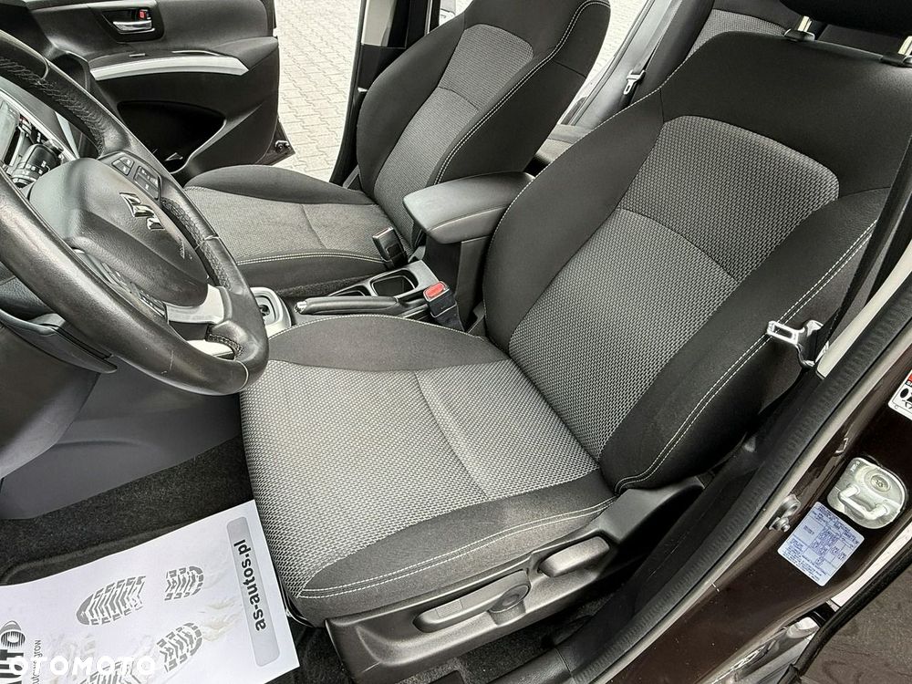 Suzuki SX4 S-Cross 1.6 VVT CVT 4x2 limited - 18