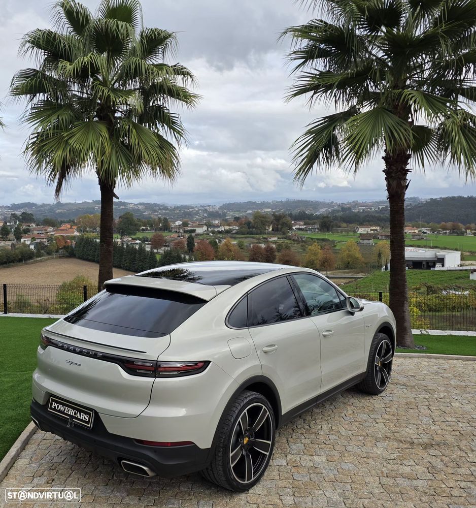 Porsche Cayenne Coupé E-Hybrid - 15