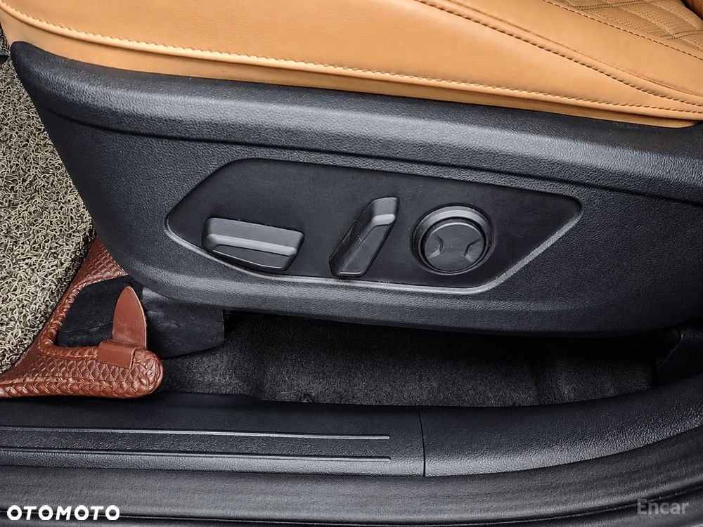 Kia Sorento - 30