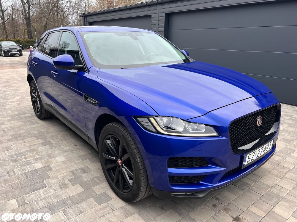 Jaguar F-Pace 25d AWD Portfolio - 16