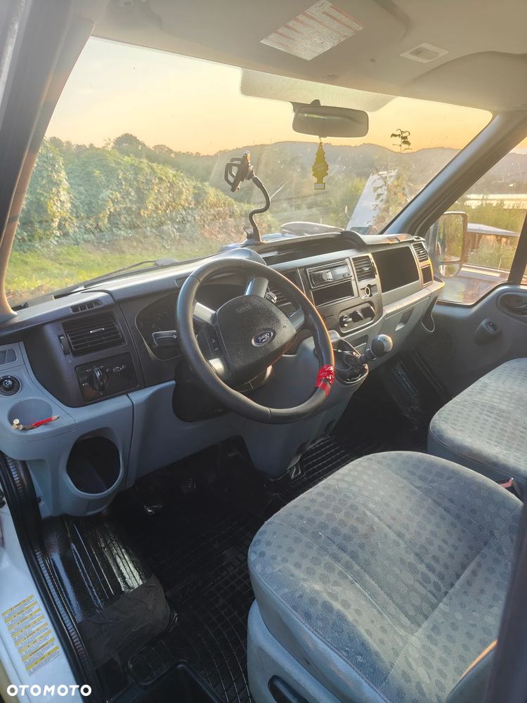 Ford TRANSIT - 8