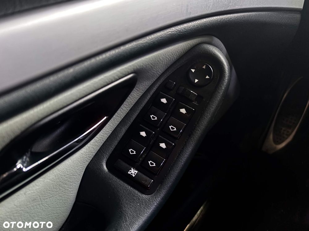 BMW Seria 5 - 13