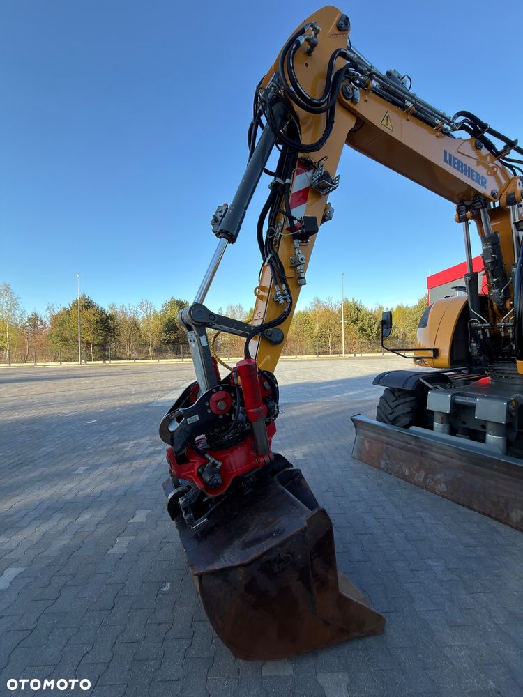 Liebherr A914 compact |rototilt |lapy-plug| - 36