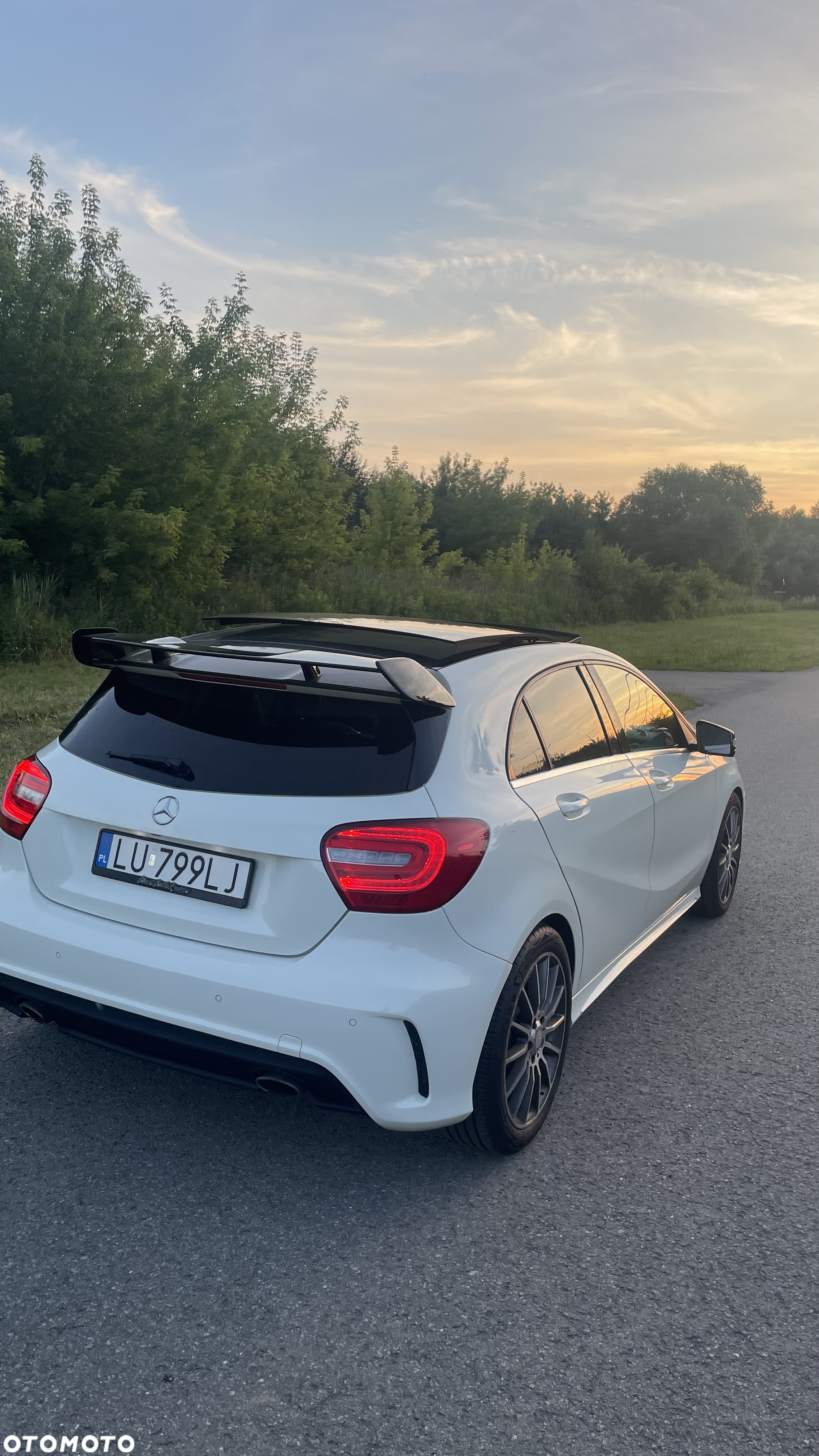 Mercedes-Benz Klasa A 180 7G-DCT AMG Line - 4