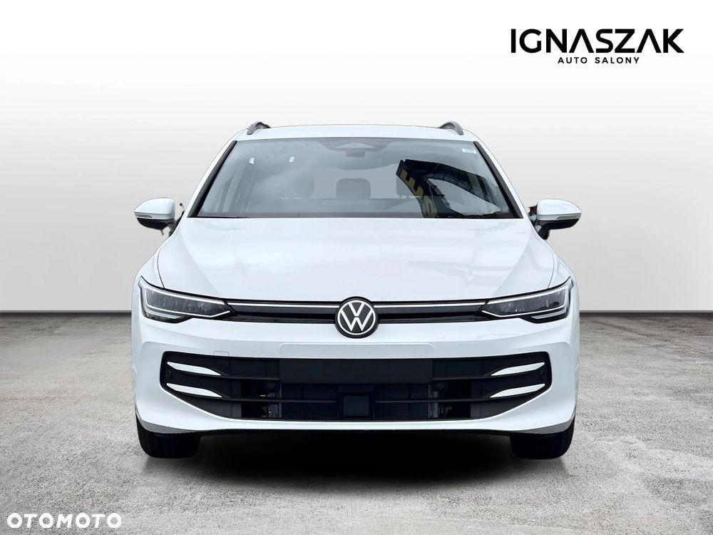 Volkswagen Golf - 8