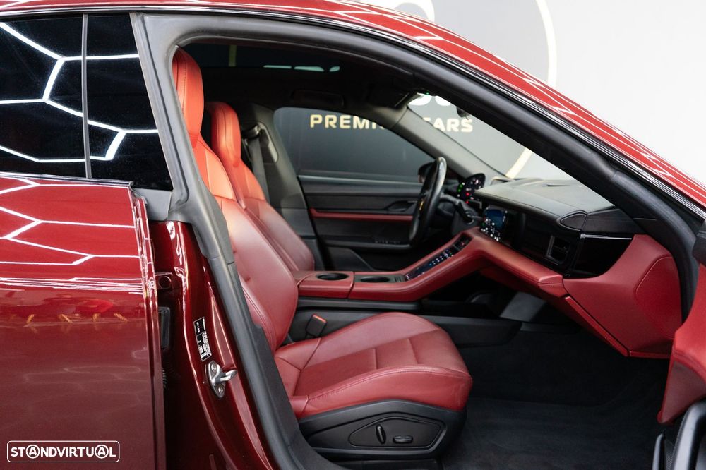Porsche Taycan 4S - 45