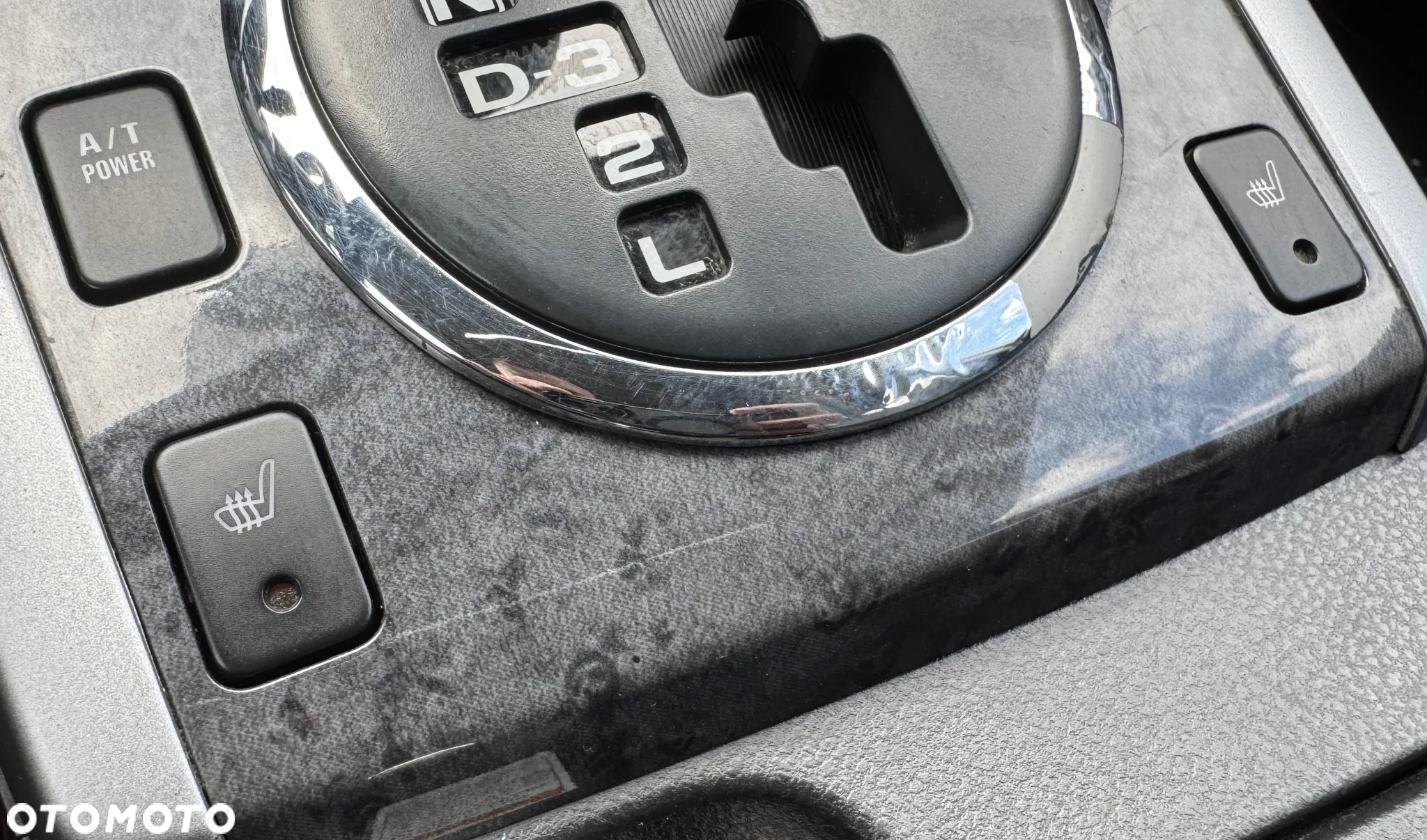 Suzuki Grand Vitara 2.4 Premium EU5 - 27