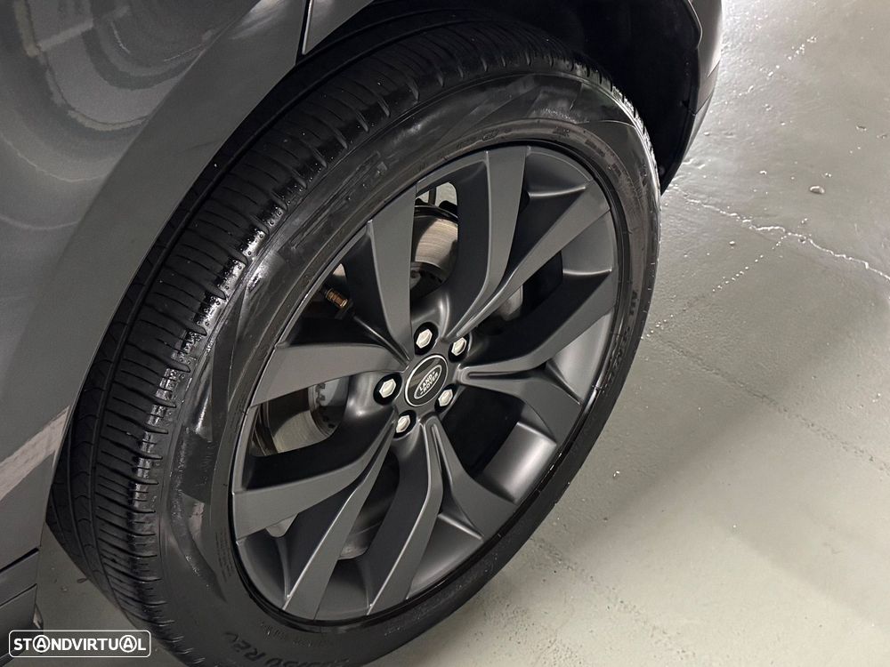 Land Rover Range Rover Evoque 1.5 P300e AWD Bronze Collection Auto - 2