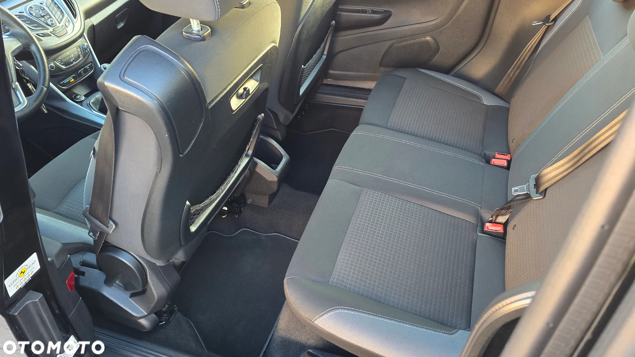 Ford B-MAX - 25