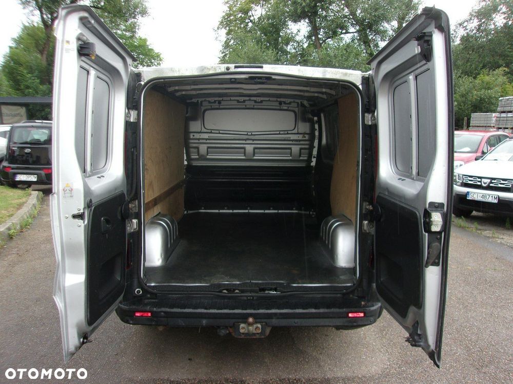 Opel Vivaro - 19